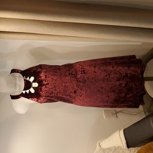 Velvet party dress Burgundy
